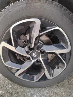 Citroen C4 Cactus 1.6 дизел, снимка 5