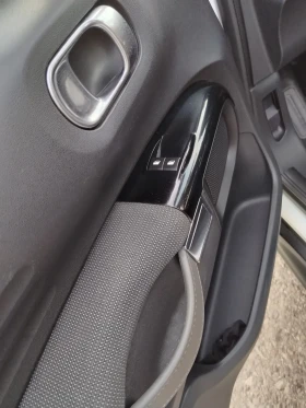 Citroen C4 Cactus 1.6 дизел, снимка 13