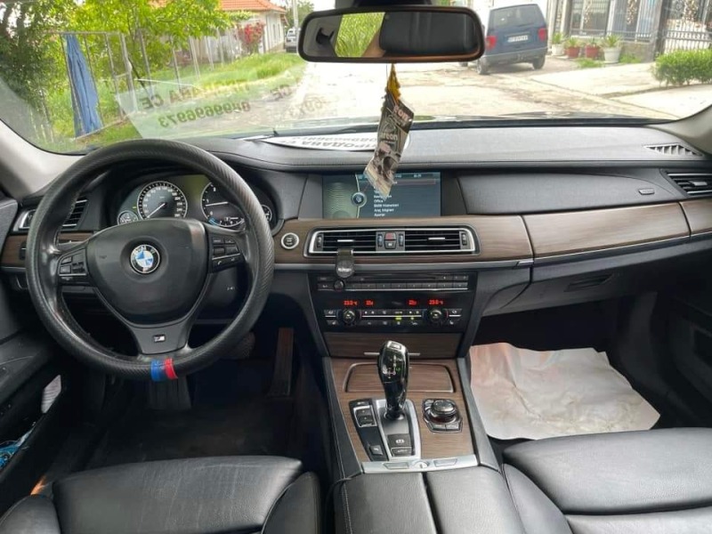 BMW 740, снимка 6 - Автомобили и джипове - 46263650