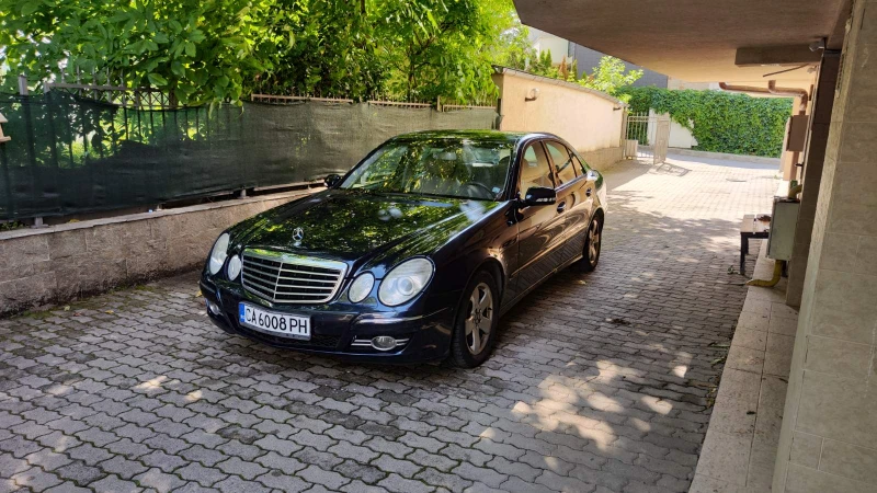 Mercedes-Benz E 280, снимка 7 - Автомобили и джипове - 47277638