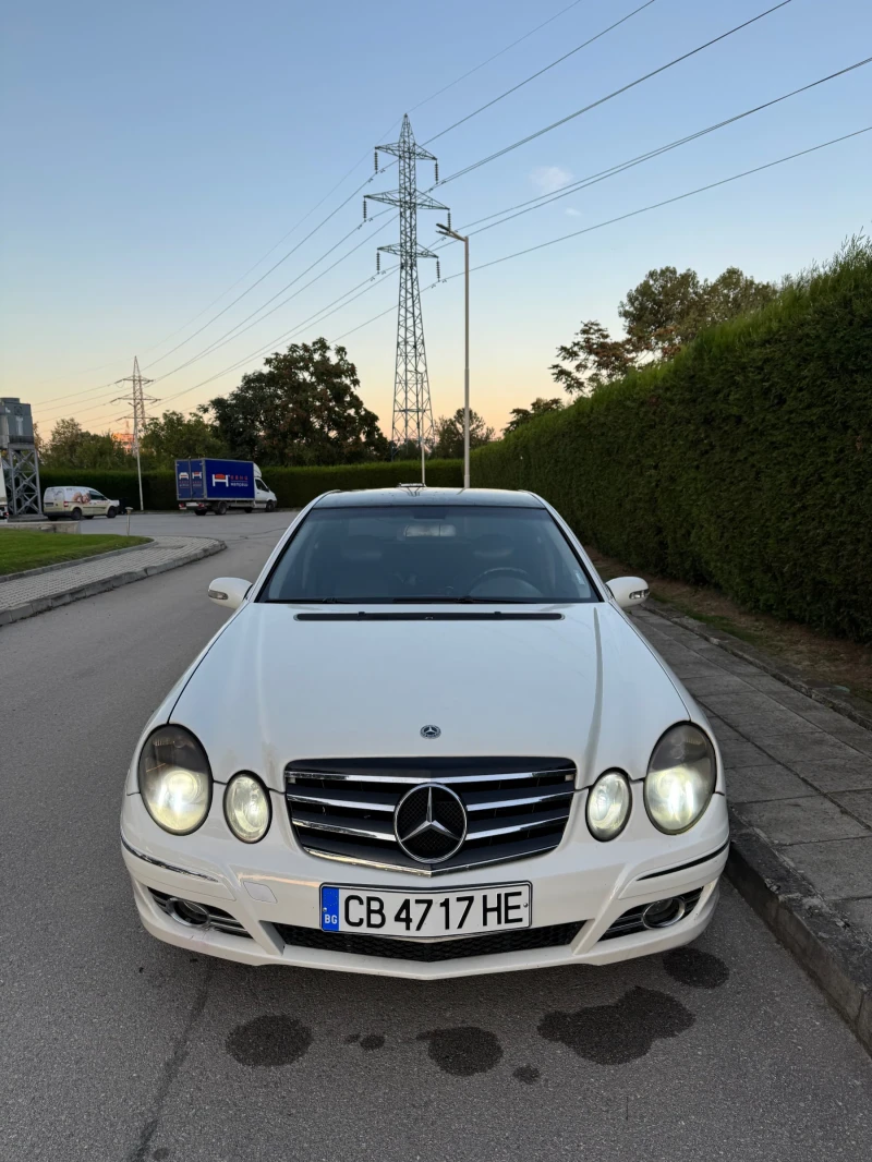 Mercedes-Benz E 220 EVO Face NAVI AVANTGARDE, снимка 2 - Автомобили и джипове - 47317593