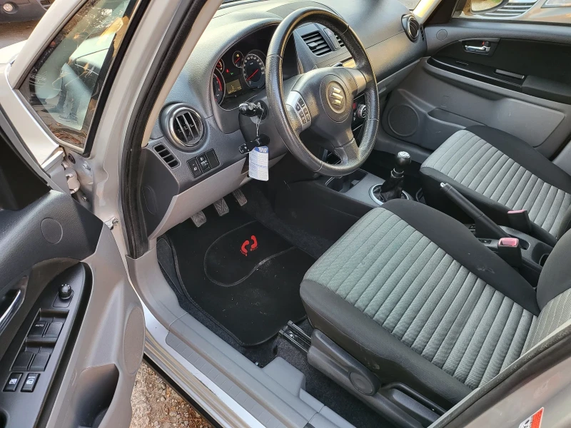 Suzuki SX4 1.6 16V 4x4 Barry edition, снимка 7 - Автомобили и джипове - 48162686