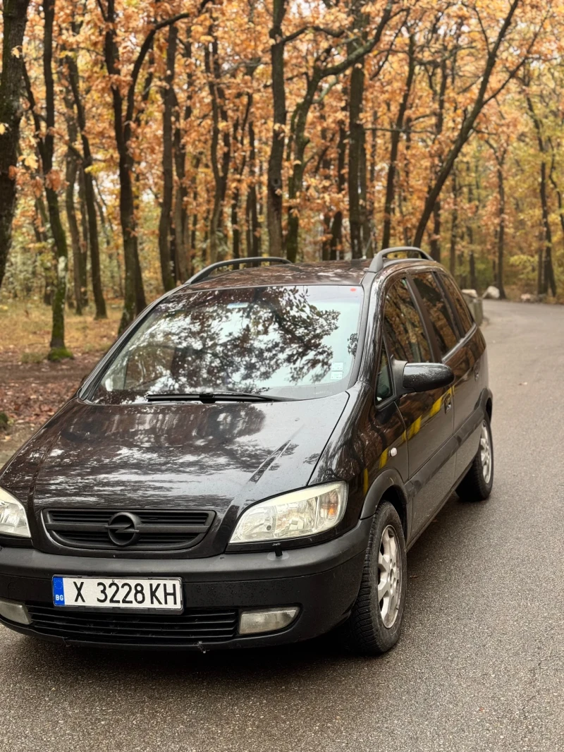 Opel Zafira, снимка 1 - Автомобили и джипове - 48286904