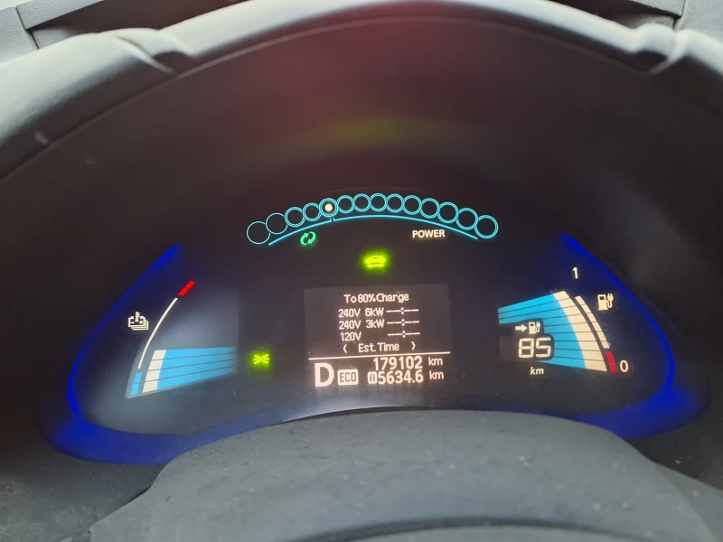 Nissan Leaf , снимка 3 - Автомобили и джипове - 48927585