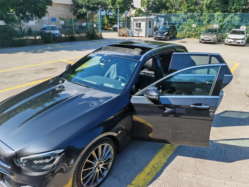 Mercedes-Benz E 300 4 Matic, снимка 12 - Автомобили и джипове - 52714986