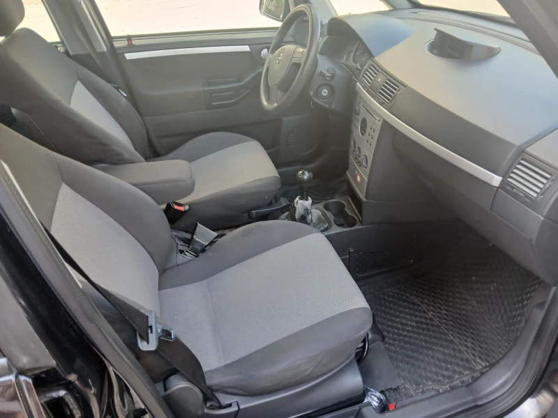 Opel Meriva 1.6, снимка 12 - Автомобили и джипове - 51821879