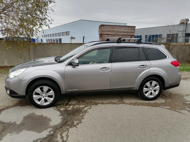 Subaru Outback 2.5 Swiss special, снимка 3 - Автомобили и джипове - 52310040