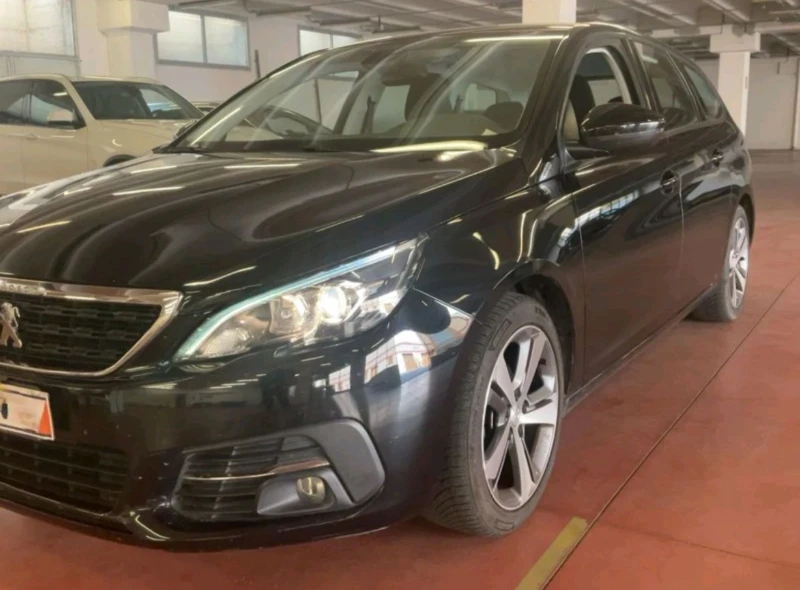 Peugeot 308 1.6Blue Hdi Facelift , снимка 7 - Автомобили и джипове - 52391372