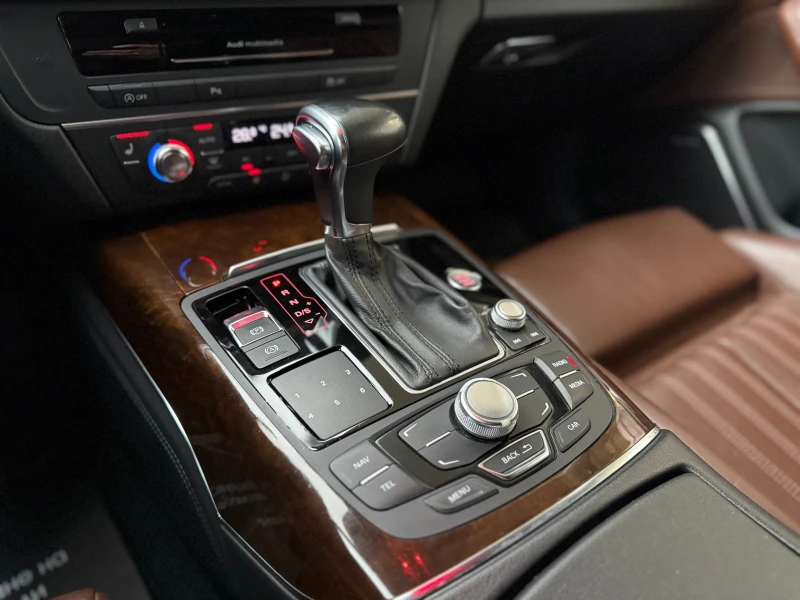 Audi A6 6 МЕСЕЦА ГАРАНЦИЯ/3.0TDI Biturbo 313к.с. FULL LED, снимка 11 - Автомобили и джипове - 53023579