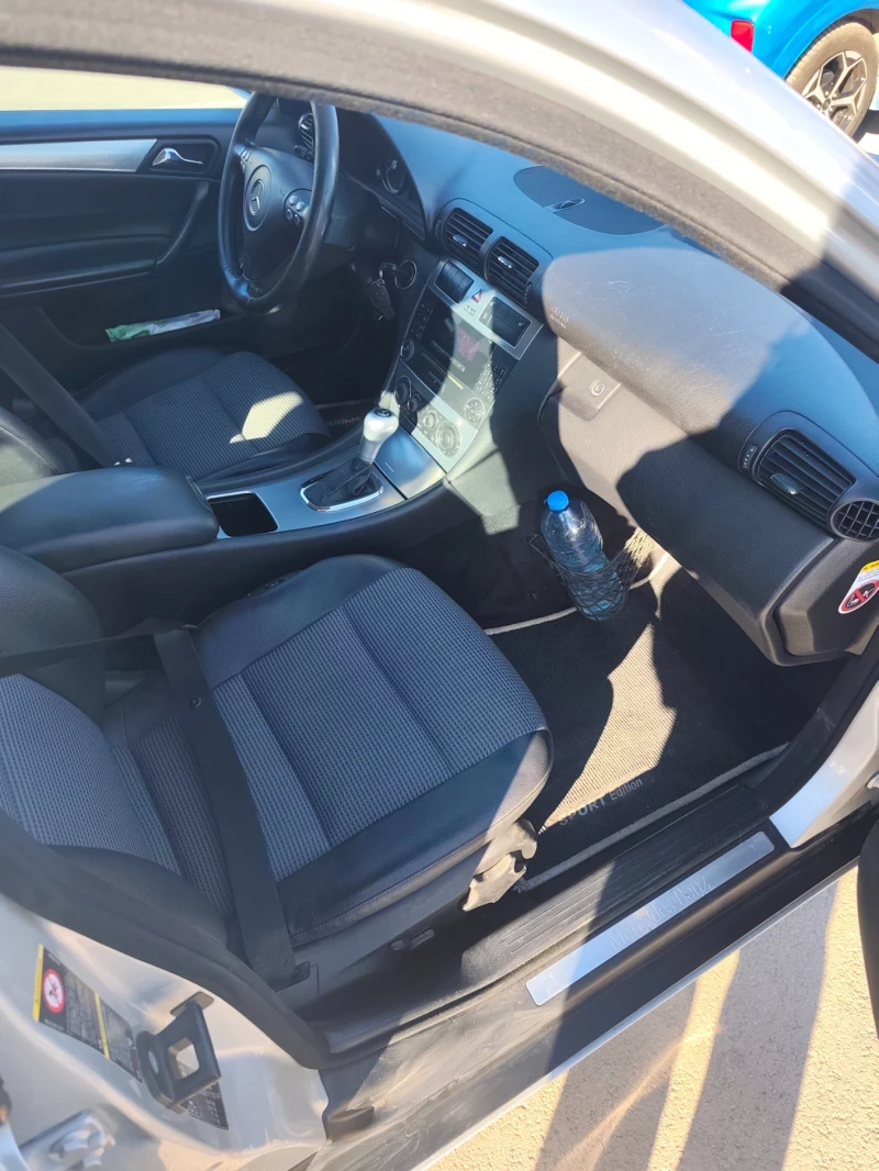 Mercedes-Benz C 180 Compressor , снимка 7 - Автомобили и джипове - 53172658