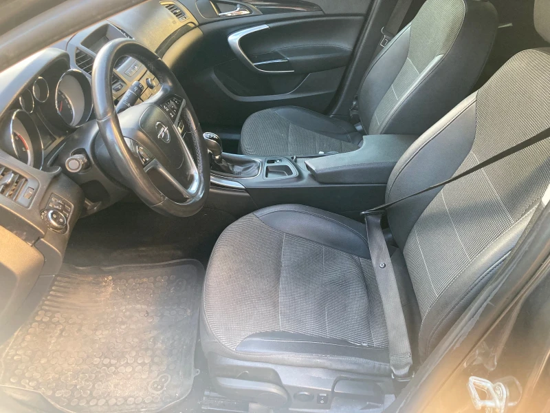 Opel Insignia 2.0, снимка 7 - Автомобили и джипове - 53189793