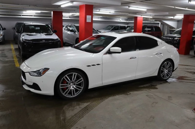 Maserati Ghibli * S Q4 * CARFAX * БЕЗ ПЪРВОНАЧАЛНА ВНОСКА, снимка 2 - Автомобили и джипове - 53190021