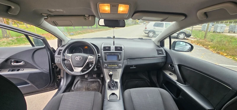 Toyota Avensis, снимка 9 - Автомобили и джипове - 53222470
