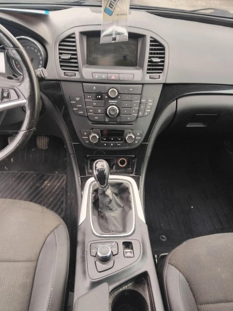 Opel Insignia 2.0CDTi160к.Нави, снимка 9 - Автомобили и джипове - 53269385
