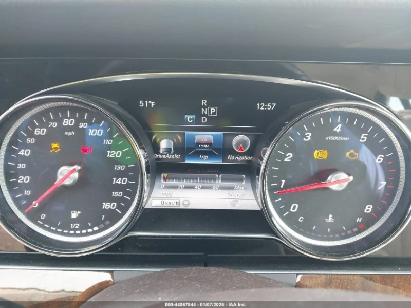 Mercedes-Benz E 300 2l 4Matic, снимка 7 - Автомобили и джипове - 53391093