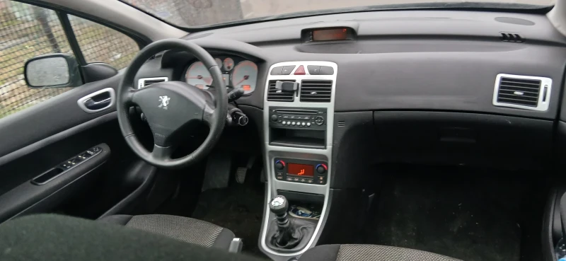Peugeot 307 2.0 HD, снимка 6 - Автомобили и джипове - 53431215