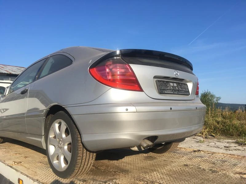 Mercedes-Benz C 180 kompressor, снимка 1 - Автомобили и джипове - 26379224