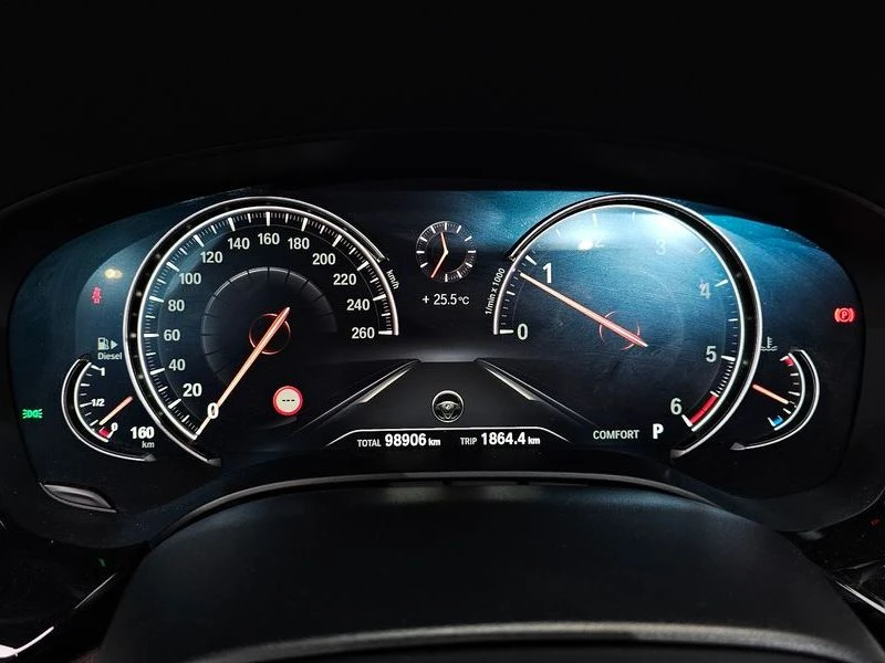 BMW 520 520d M Sport Package Plus| 190к.с.| ВКЛ.ТЕХНОТЕСТ, снимка 7 - Автомобили и джипове - 55130476
