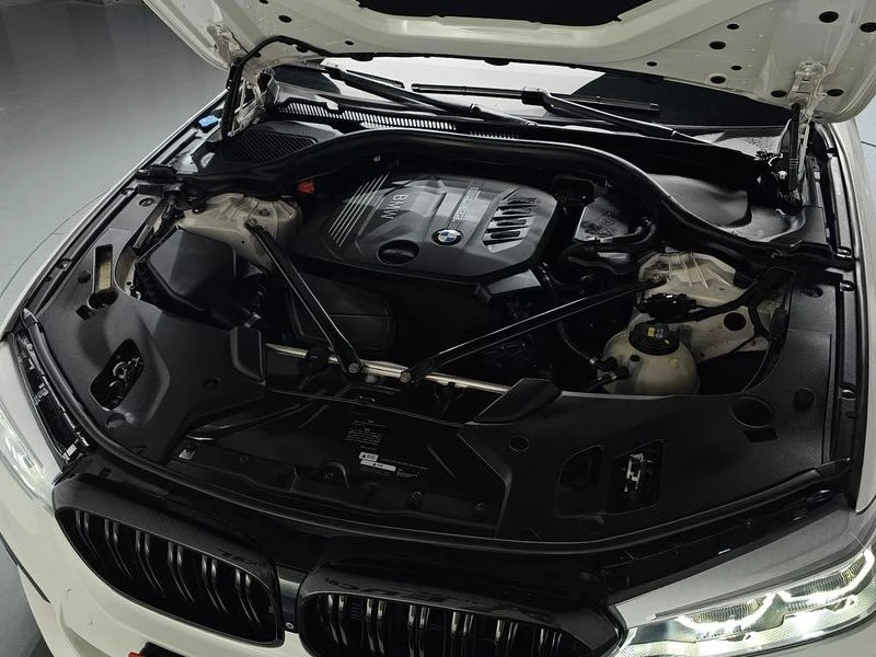 BMW 520 520d M Sport Package Plus| 190к.с.| ВКЛ.ТЕХНОТЕСТ, снимка 5 - Автомобили и джипове - 55130476