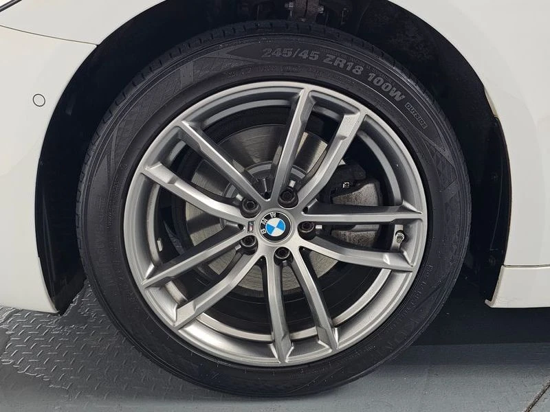 BMW 520 520d M Sport Package Plus| 190к.с.| ВКЛ.ТЕХНОТЕСТ, снимка 4 - Автомобили и джипове - 55130476
