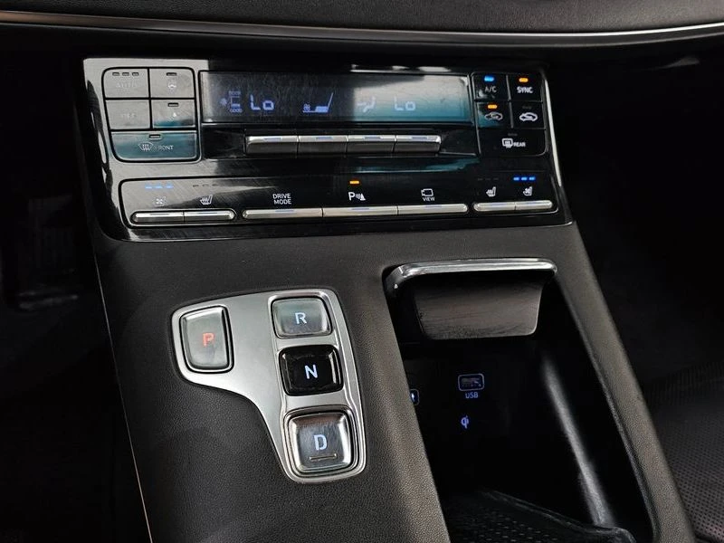 Hyundai Grandeur 2.5 Automatic, снимка 9 - Автомобили и джипове - 55891728