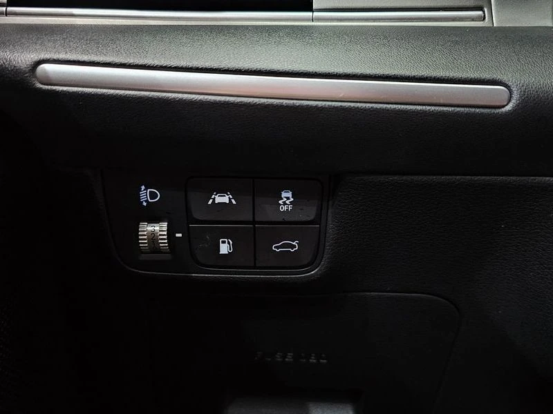 Hyundai Grandeur 2.5 Automatic, снимка 17 - Автомобили и джипове - 55891728