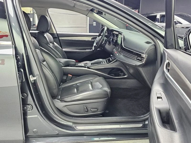 Hyundai Grandeur 2.5 Automatic, снимка 11 - Автомобили и джипове - 55891728