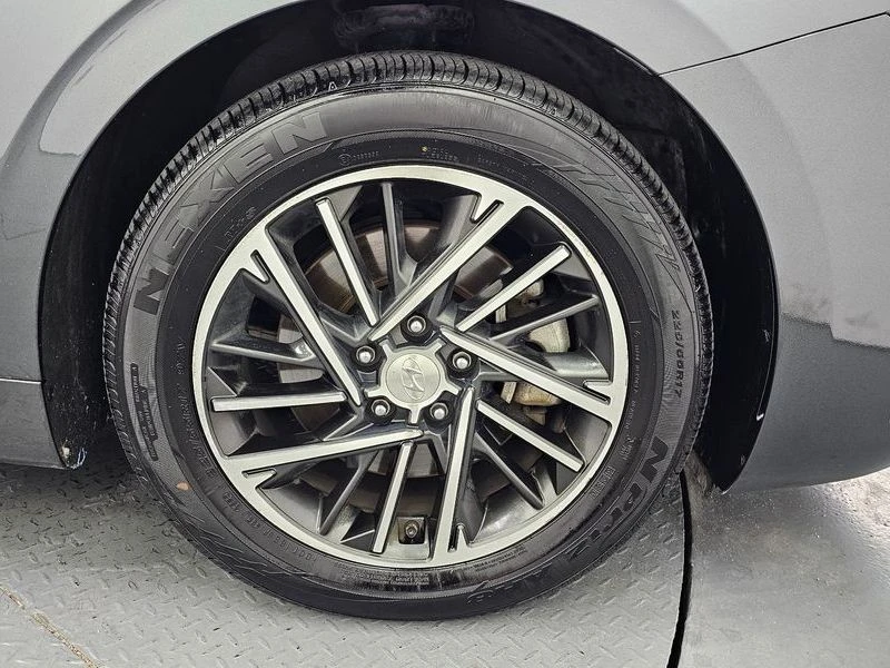 Hyundai Grandeur 2.5 Automatic, снимка 5 - Автомобили и джипове - 55891728