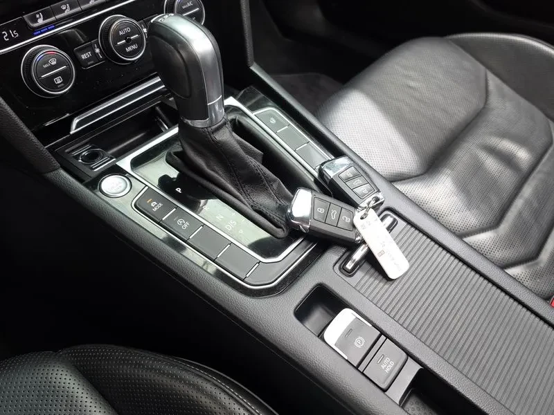VW Arteon 2.0TDI PRESTIGE, снимка 9 - Автомобили и джипове - 56161968