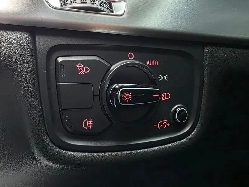 Audi Quattro, снимка 17 - Автомобили и джипове - 56689607