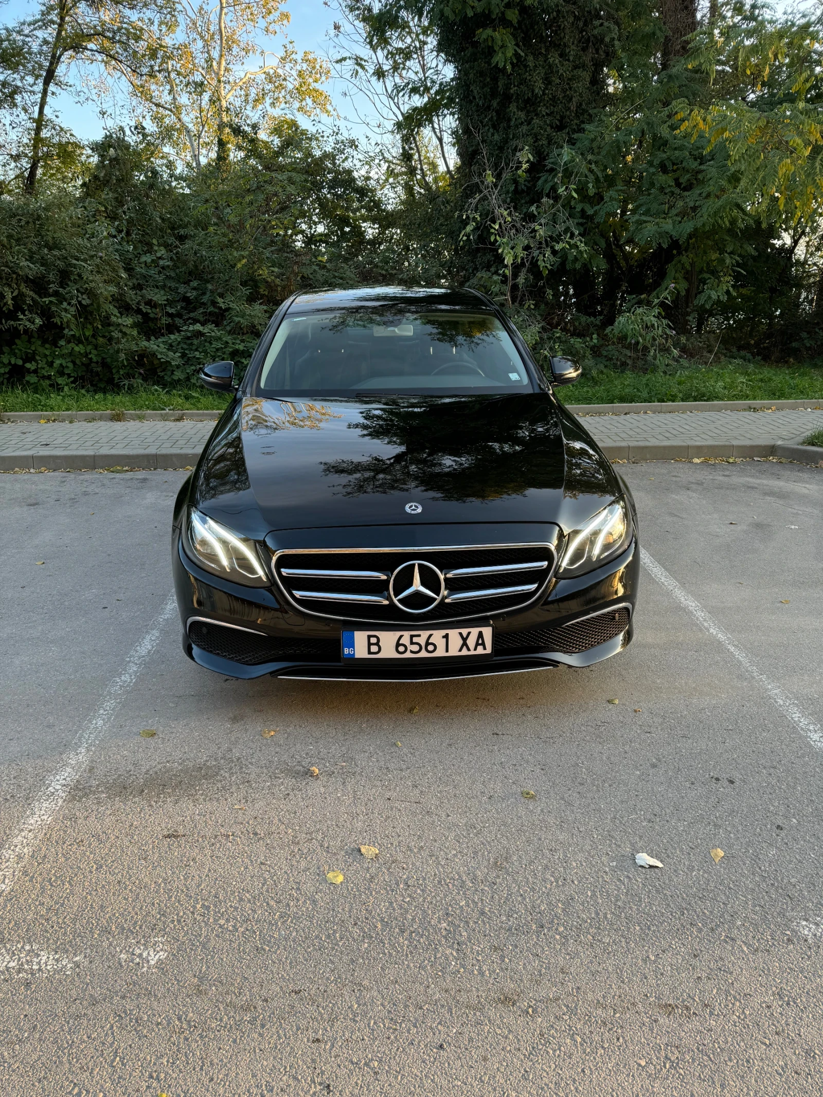 Mercedes-Benz E 220 4 matic - [1] 