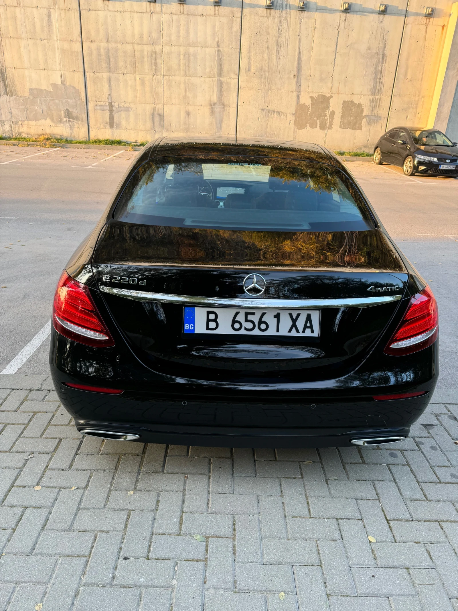 Mercedes-Benz E 220 4 matic - изображение 2