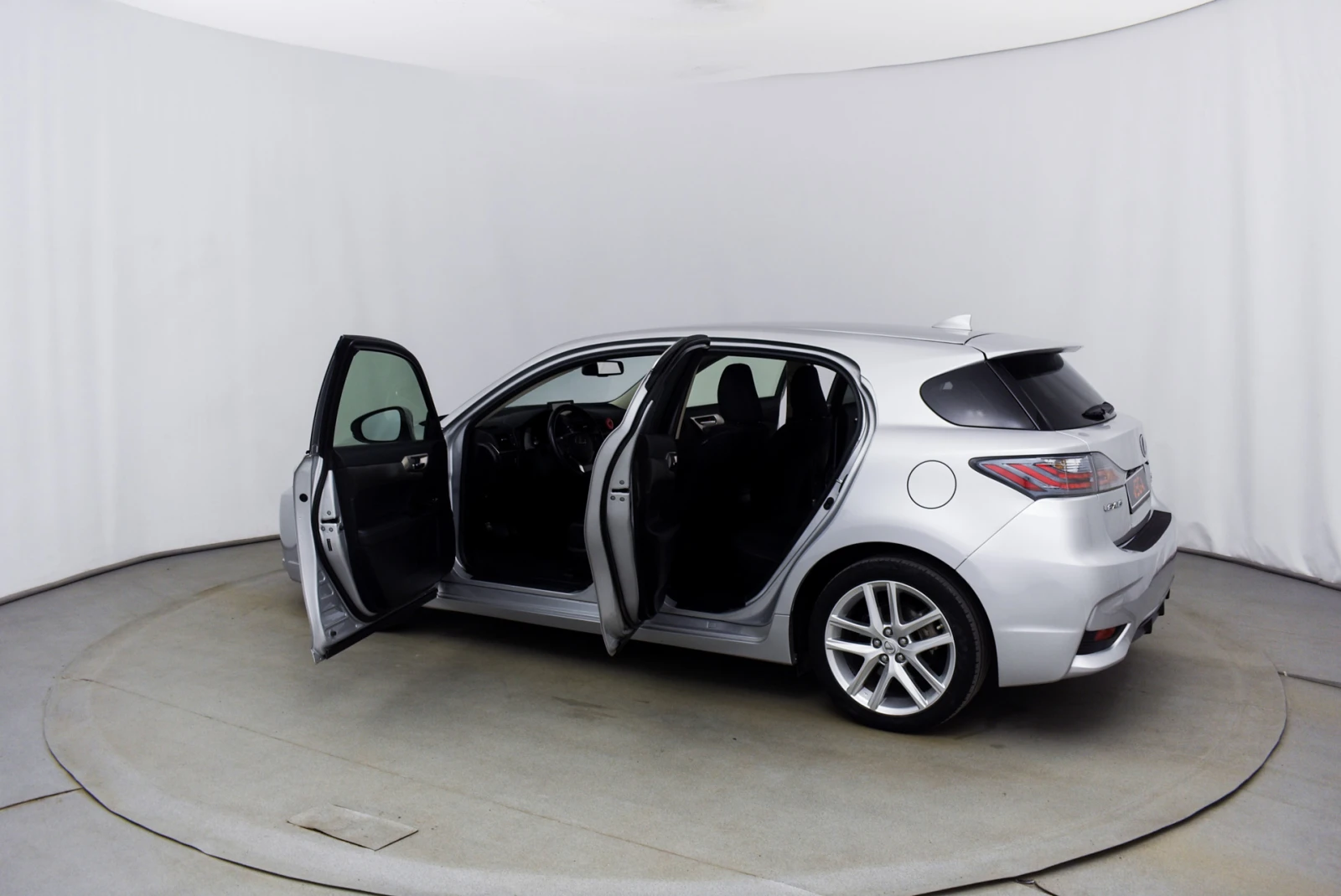 Lexus CT 200h 1.8 Hibryd - изображение 2
