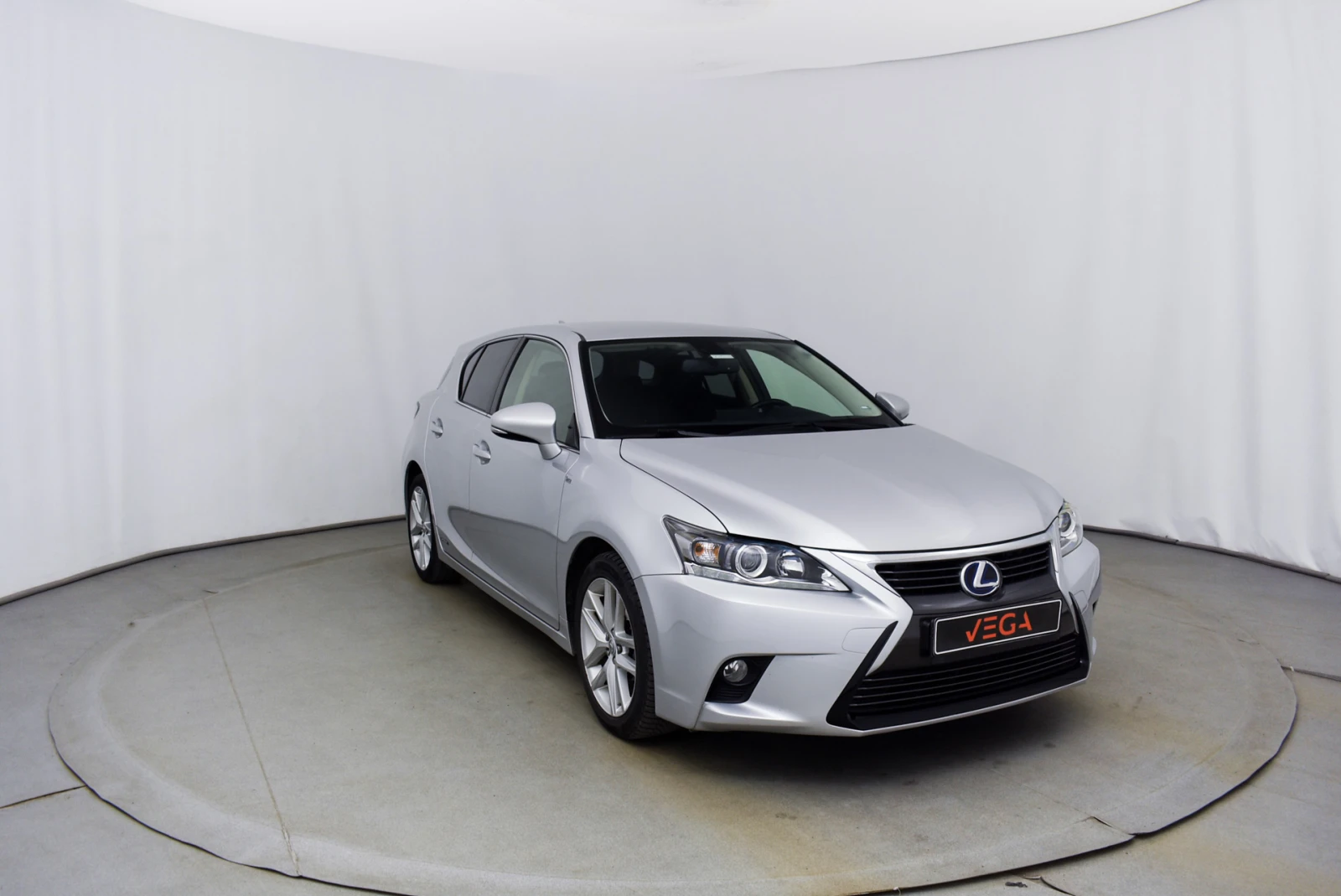 Lexus CT 200h 1.8 Hibryd - изображение 6
