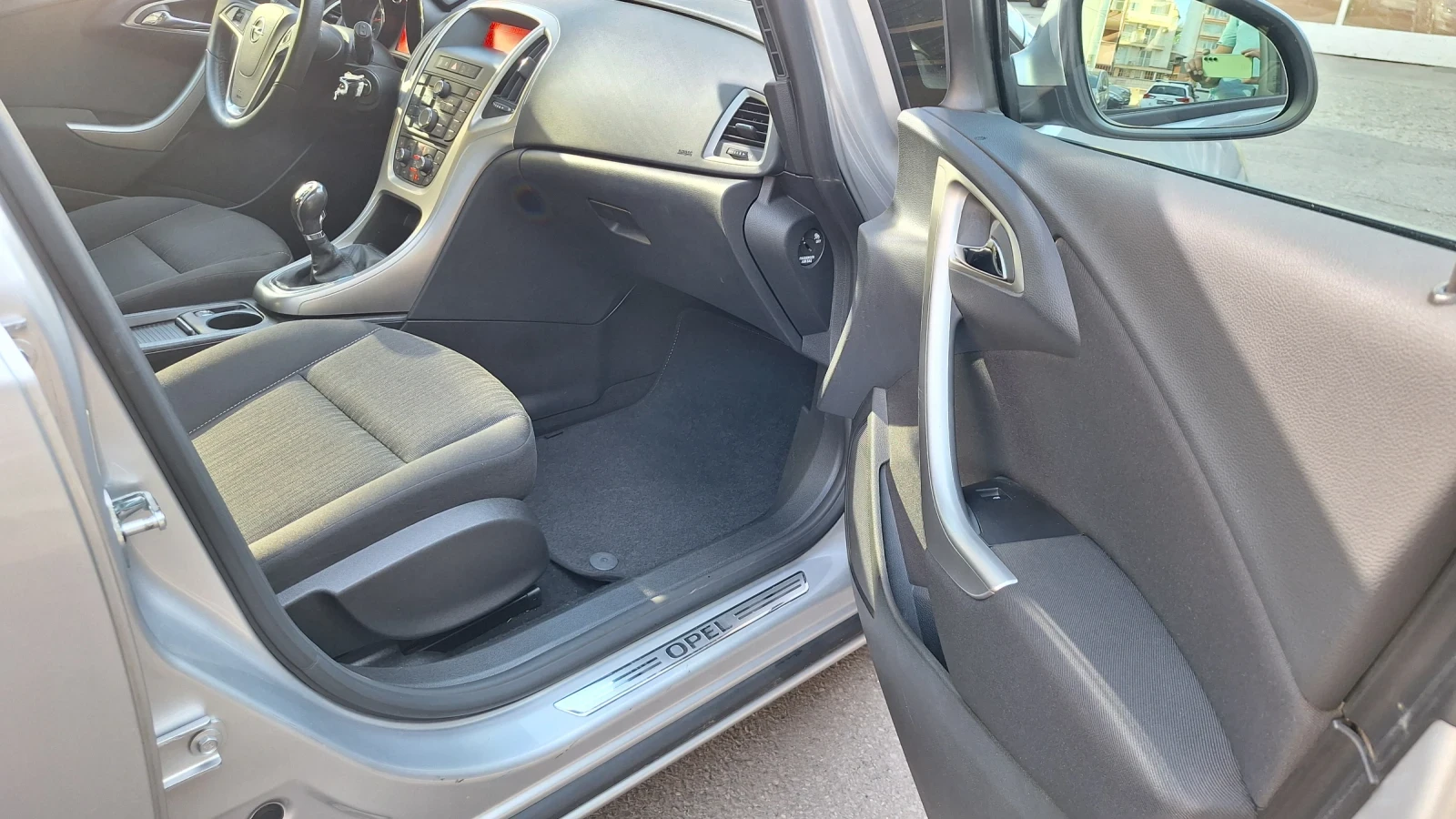 Opel Astra 1.4.ШВЕЙЦАРИЯ.157000.км.сервизна история - изображение 7