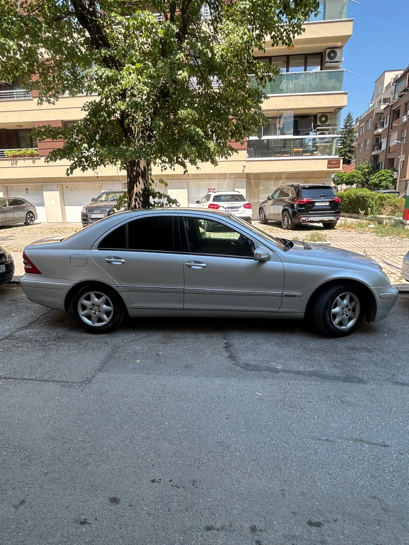Mercedes-Benz C 200  - изображение 7