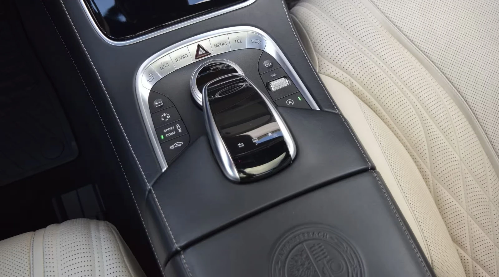 Mercedes-Benz S 63 AMG 4MATIC/BITURBO/577HP/NIGHT-V/BURM/360/ACC/HUD/820f - изображение 10