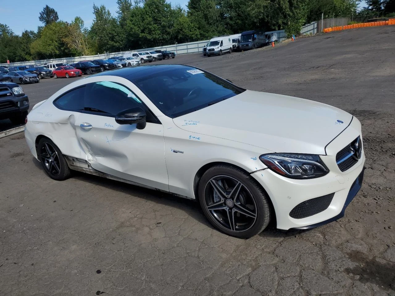 Mercedes-Benz C 43 AMG 4MATIC * * CARFAX * * АВТО КРЕДИТ - изображение 3