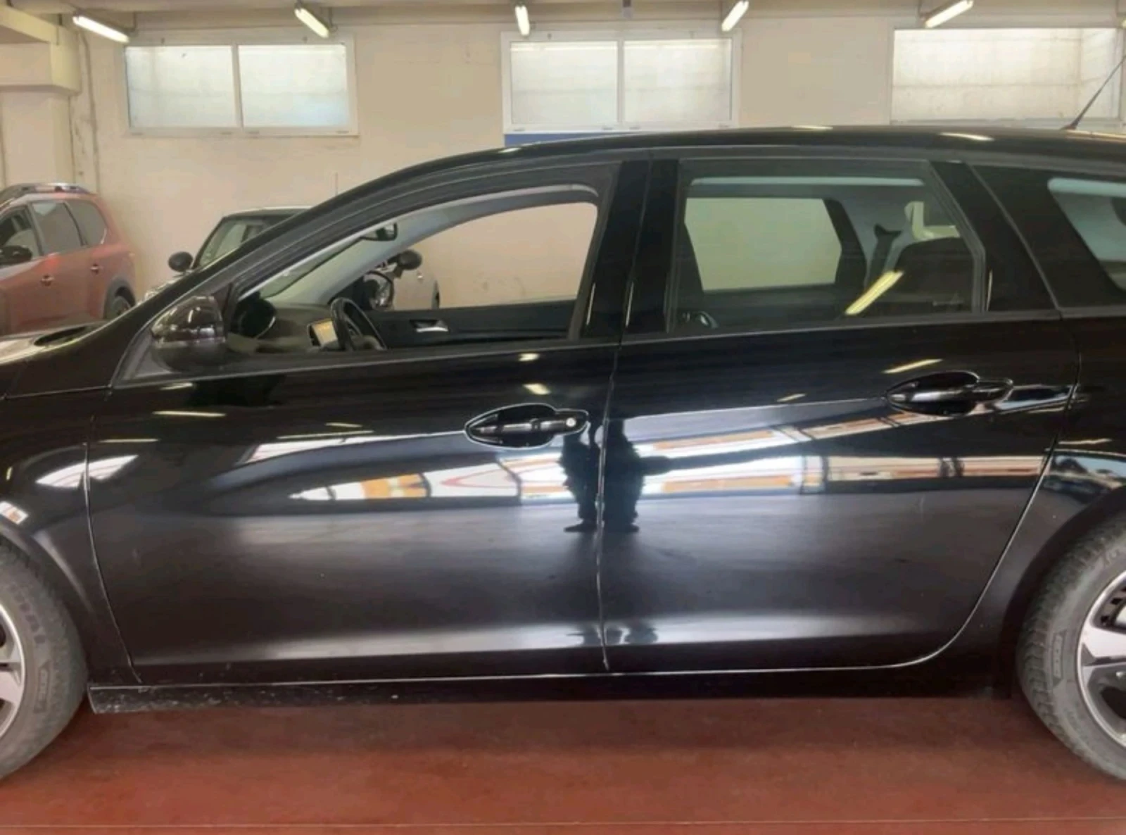 Peugeot 308 1.6Blue Hdi Facelift  - изображение 9