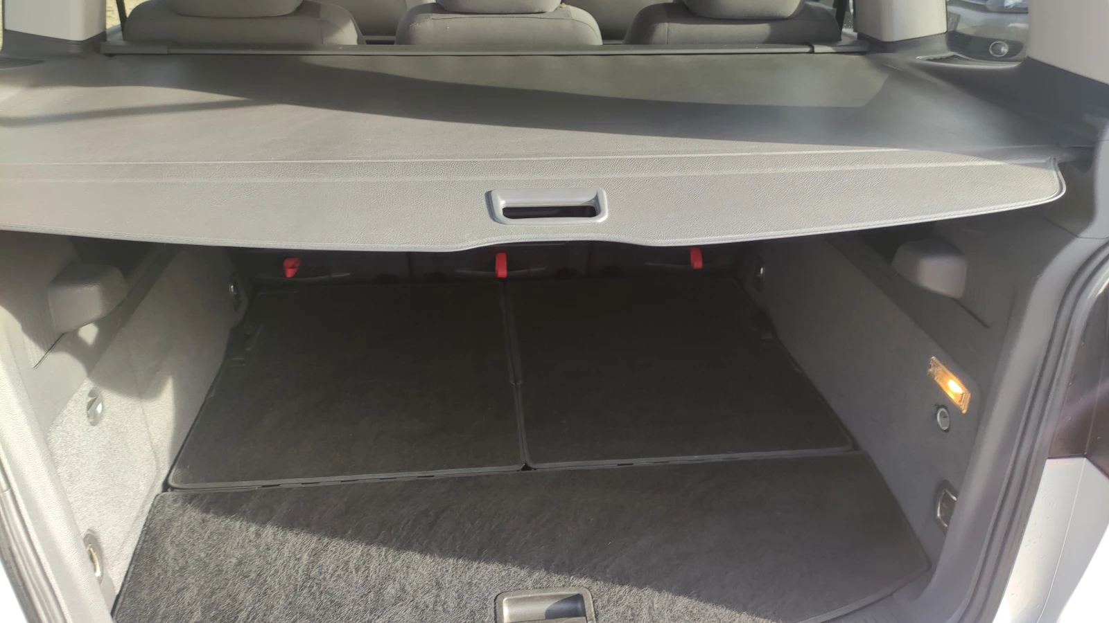 VW Touran 1.6 TDI NAVI | Mobile.bg � ����������� 7