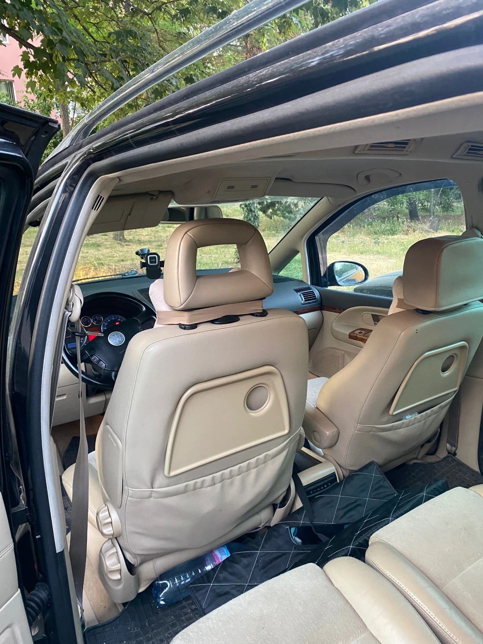 VW Sharan, снимка 6 - Автомобили и джипове - 54576535