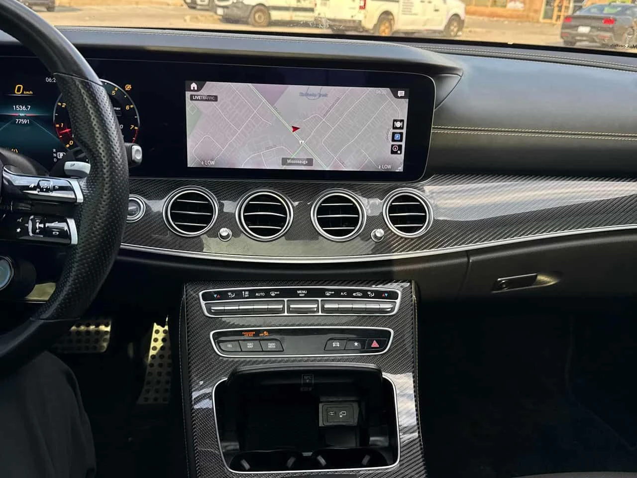 Mercedes-Benz E 63 AMG E 63 S * ДИСТРОНИК* МАСАЖИ* 360 КАМЕРА* ОБДУХВАНЕ*, снимка 9 - Автомобили и джипове - 54630216