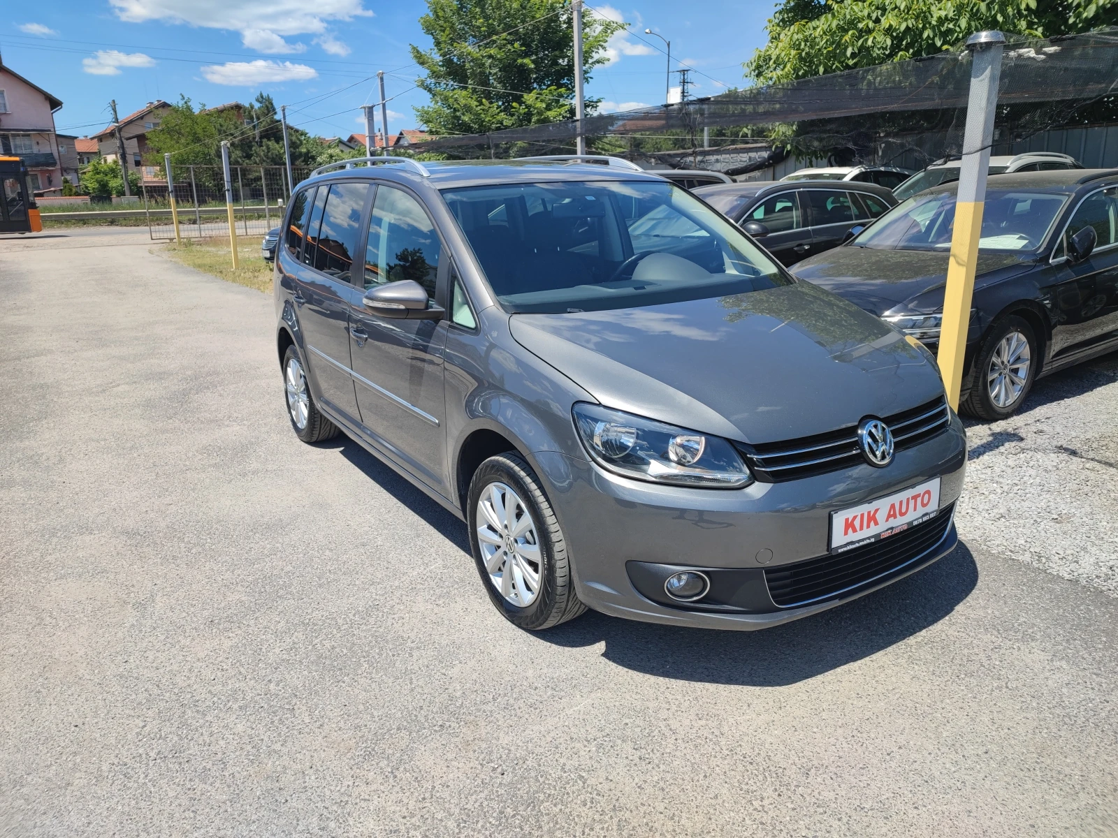 VW Touran 1.4-150ks-АВТОМАТ-НАВИГАЦИЯ-ПАРКТРОНИК, снимка 3 - Автомобили и джипове - 54724113