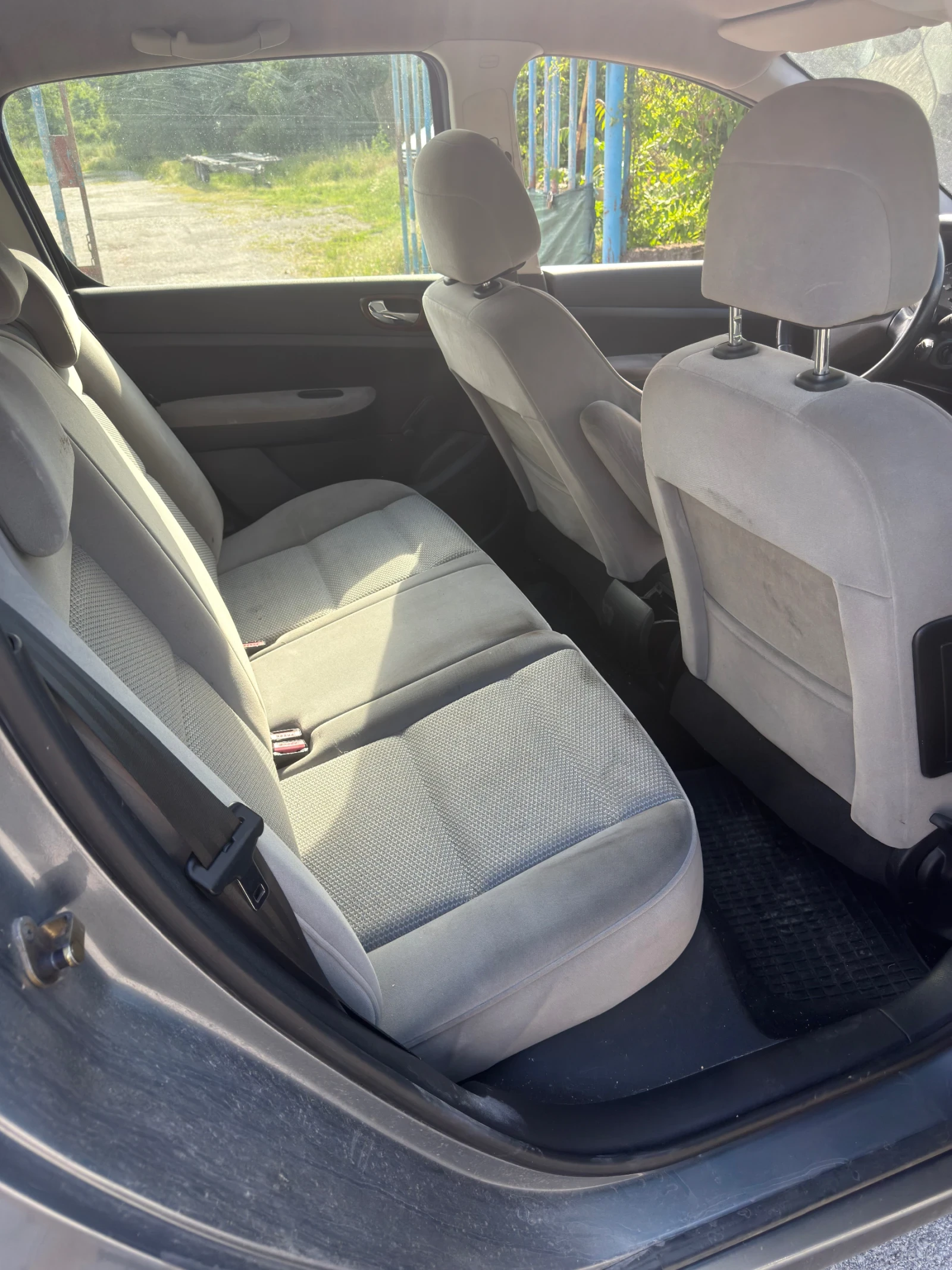 Peugeot 307 1.6hdi face klima, снимка 12 - Автомобили и джипове - 54766866