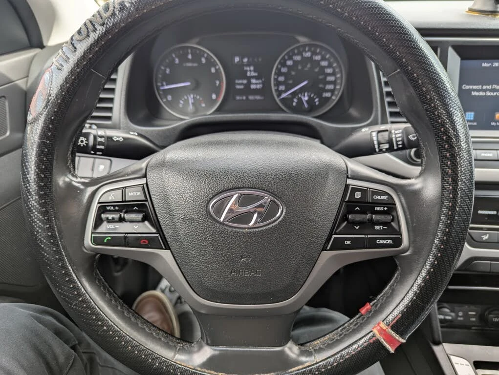Hyundai Elantra GL FWD АвтоКредит  (ЦЕНА ДО БГ), снимка 9 - Автомобили и джипове - 54784050