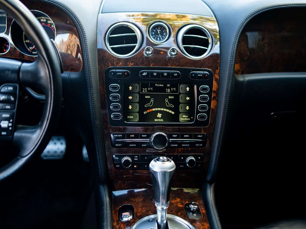 Bentley Continental V12 / КОЖА / ЦЕНА ДО БГ, снимка 14 - Автомобили и джипове - 54992469