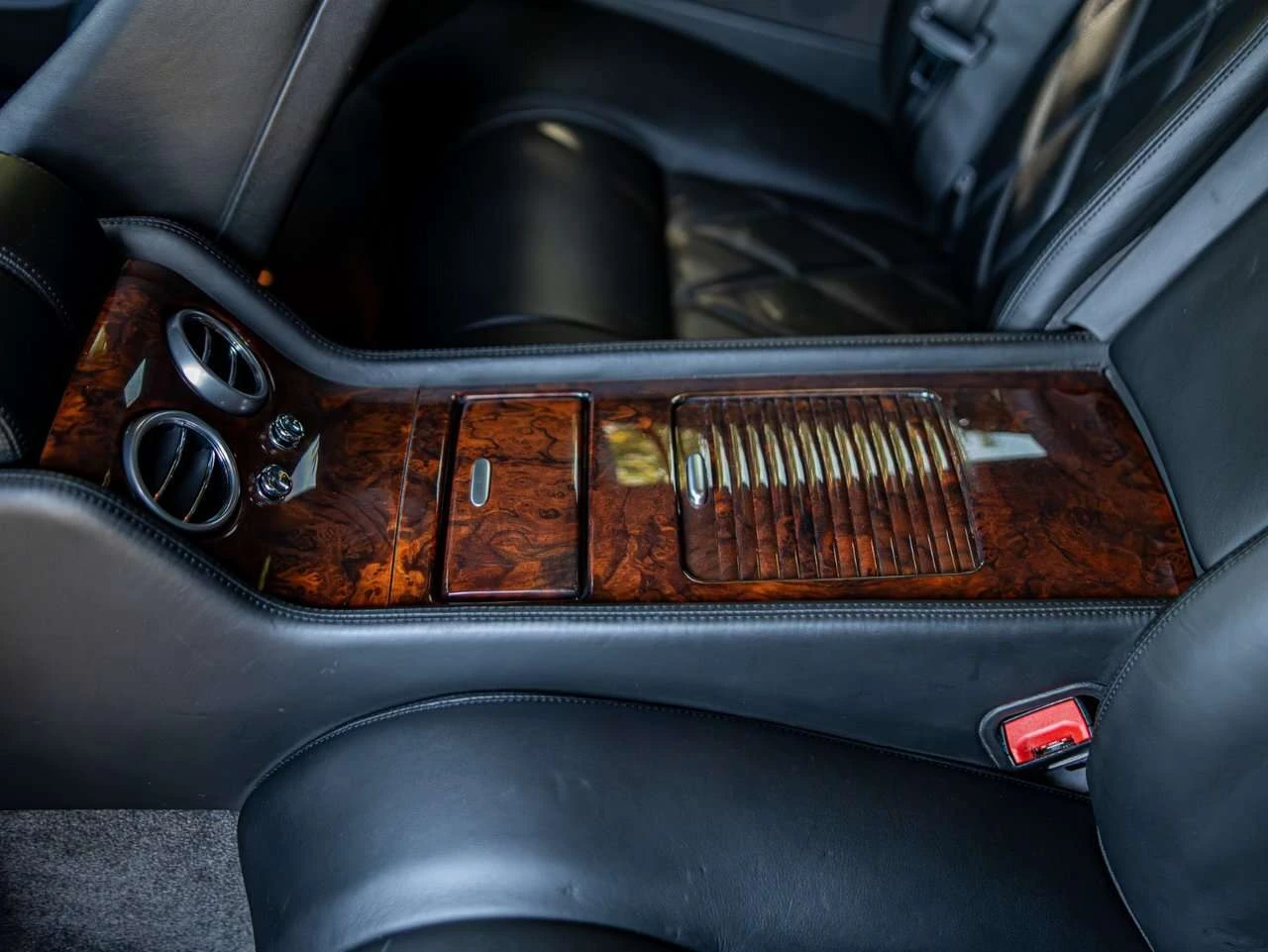 Bentley Continental V12 / КОЖА / ЦЕНА ДО БГ, снимка 13 - Автомобили и джипове - 54992469
