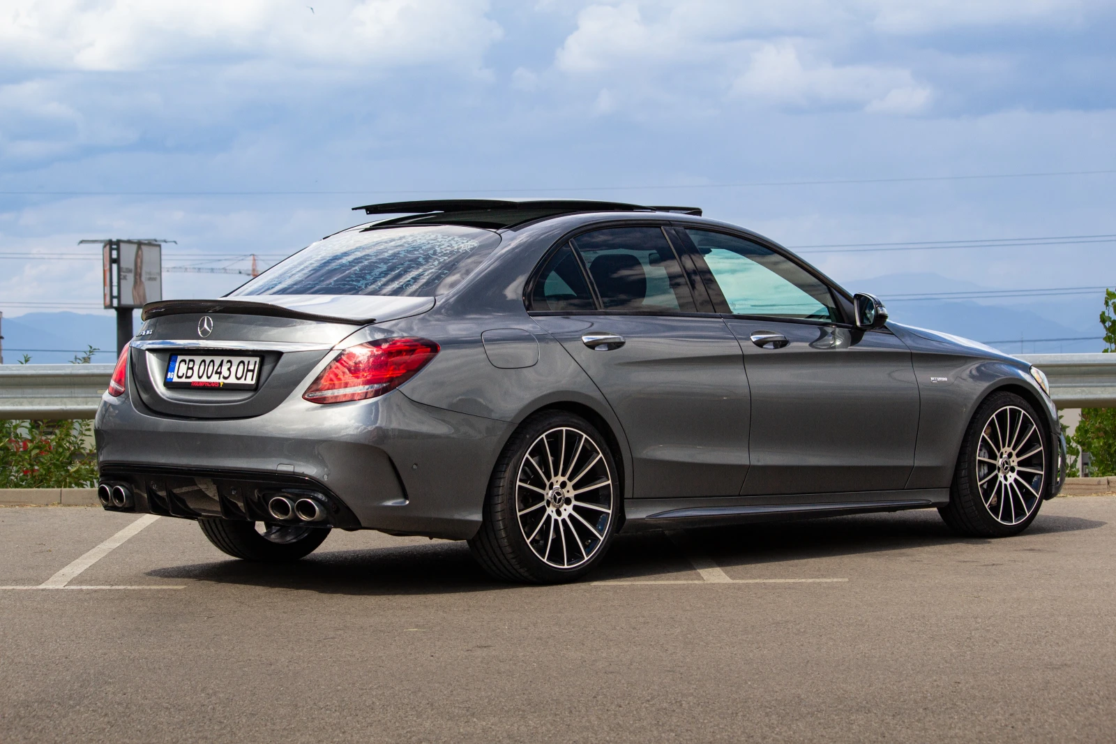 Mercedes-Benz C 43 AMG DESIGNO * BURMESTER * DISTRONIC * MULTIBEAM, снимка 6 - Автомобили и джипове - 55276614
