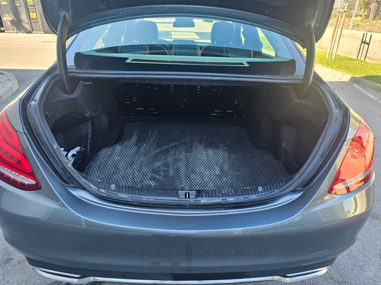 Mercedes-Benz C 250, снимка 11 - Автомобили и джипове - 56119951