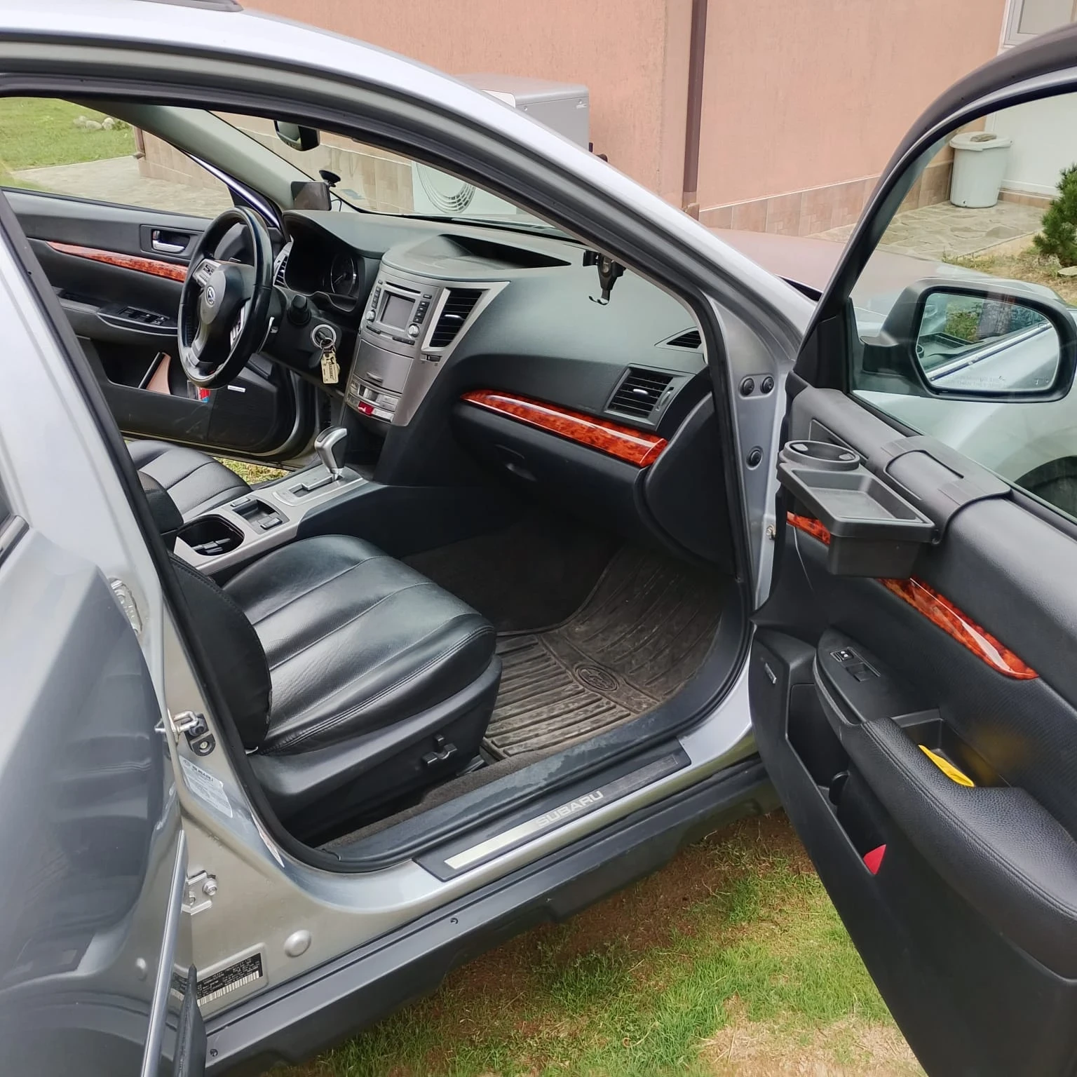 Subaru Outback, снимка 9 - Автомобили и джипове - 56231908